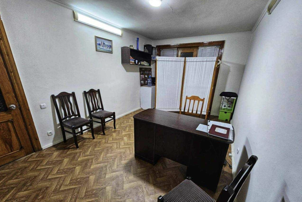 იყიდება, უნივერსალური კომერციული ფართი